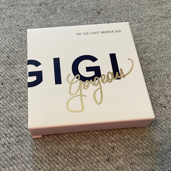 Gigi Gorgeous Bronzer Duo